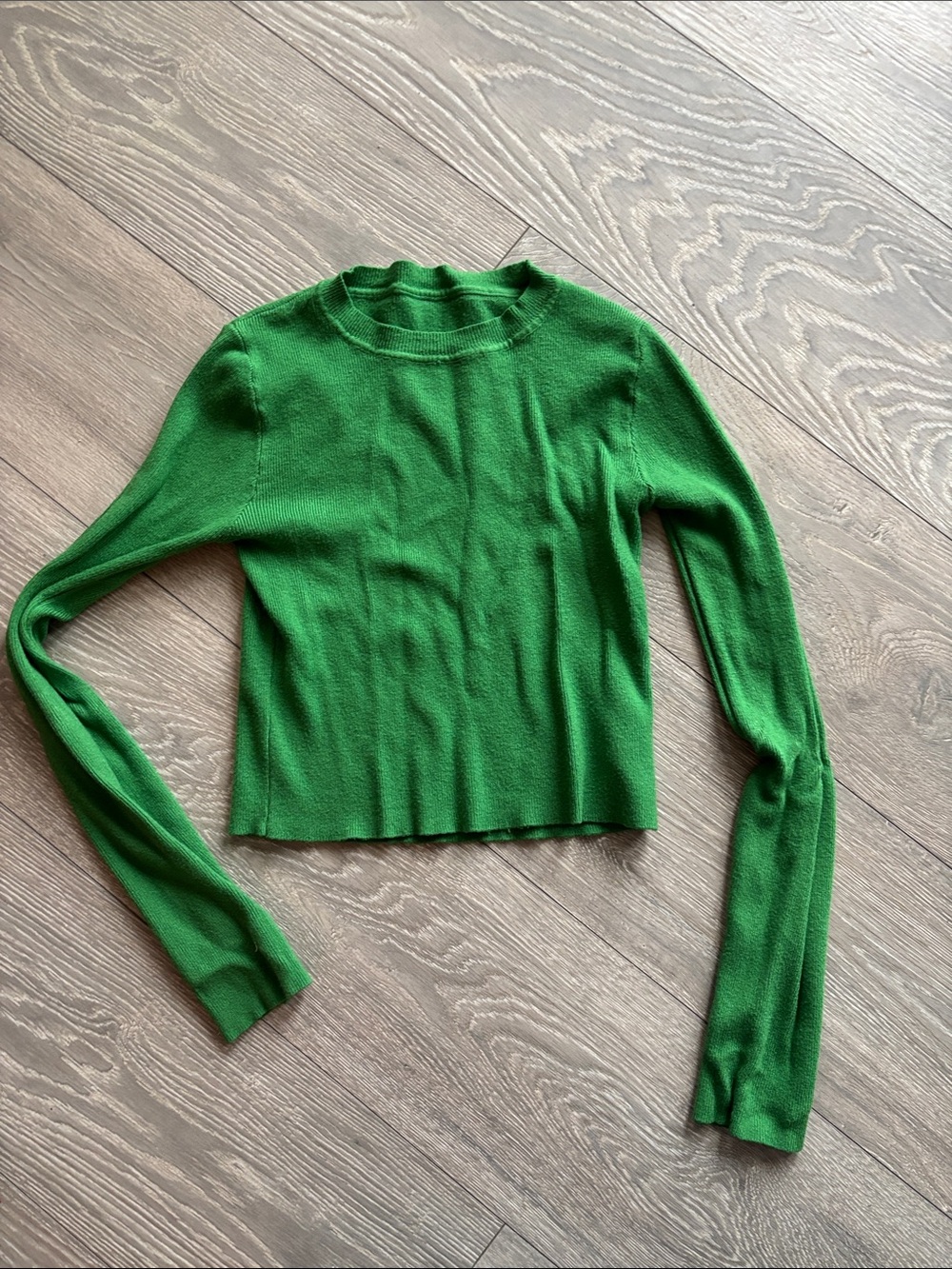Stretchy Green Long-Sleeve Cropped Knit Top - Women